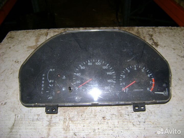 Комбинация приборов Мазда Капелла Mazda Capella