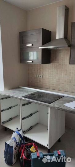 Кухня с техникой бу 2,60м