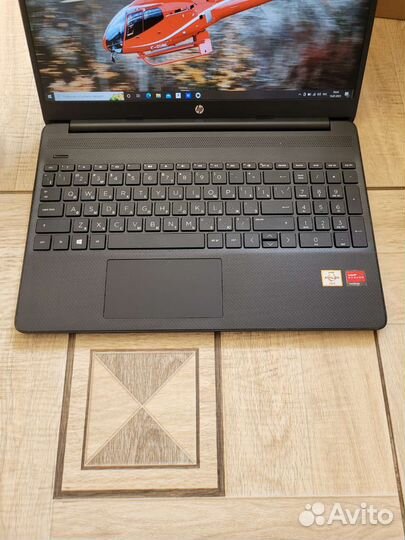 Новый Athlon Gold. IPS/FHD. 8GB/SSD/15,6