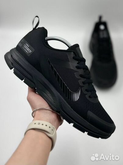 Кроссовки мужские Nike Zoom Structure 17x