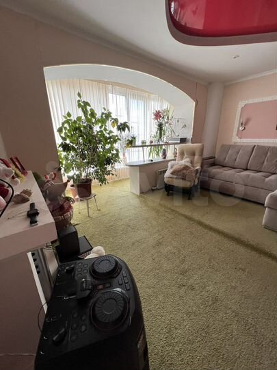 4-к. квартира, 88 м², 3/5 эт.