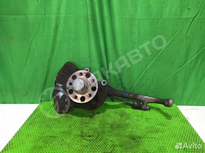 Поворотный кулак правый Mercedes-Benz S W221