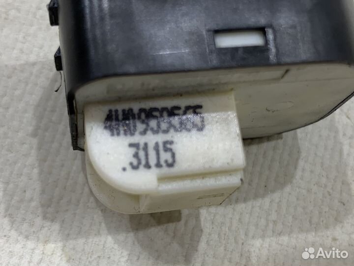 Переключатель регулировки зеркал