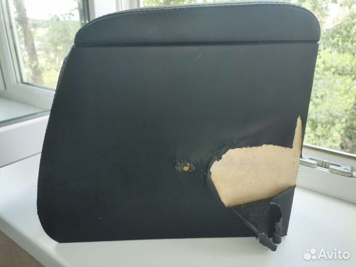 Подлокотник