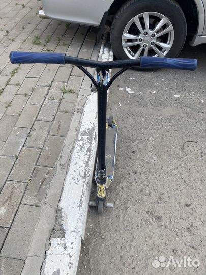 Самокат трюковой