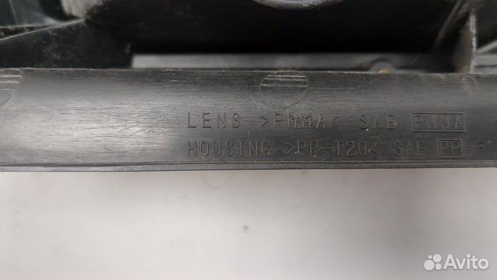 Фонарь (задний) левый Nissan X-Trail (T30)