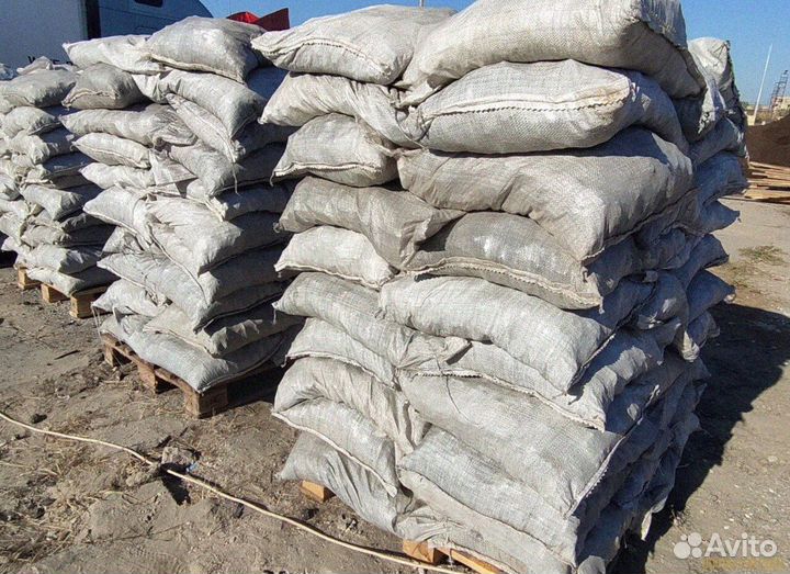 Уголь в мешкaх