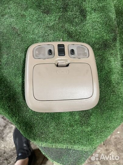 Плафон очечник мазда трибут форд эскейп маверик