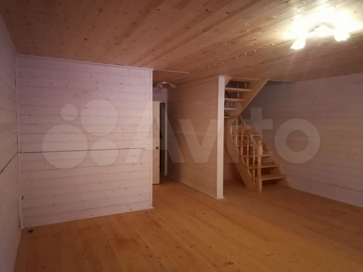 Дом 90 м² на участке 5 сот.