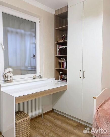 Встраиваемый шкаф