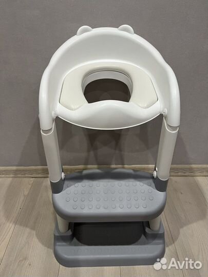 Детское сиденье на унитаз со ступенькой