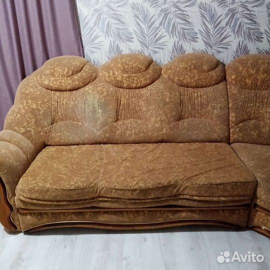Угловой диван
