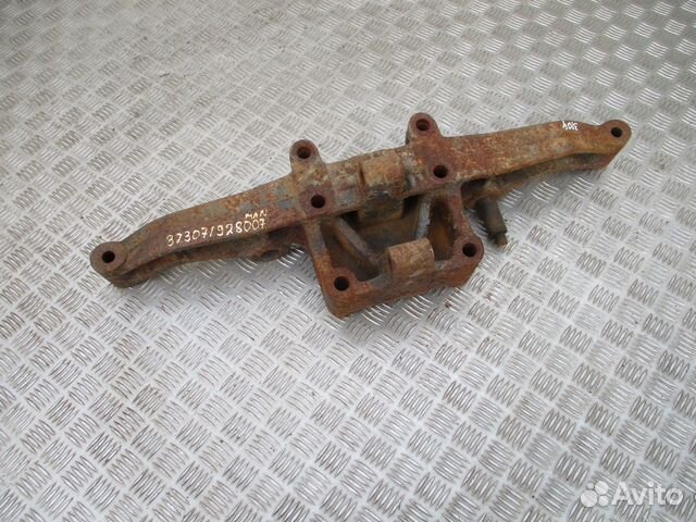 Кронштейн пневморессоры MAN 81436403104