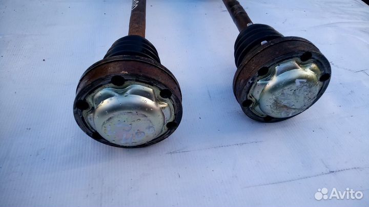 Lexus LS 400 задний привод левый правый