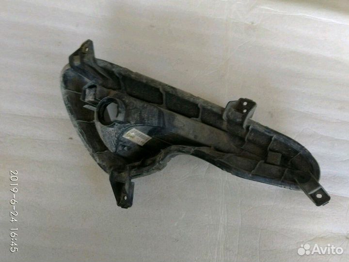 Hyundai Solaris фара противотуманная левая