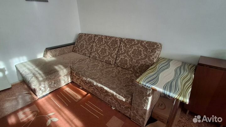 Угловой диван бу