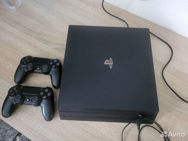 Sony PS4 pro 1tb
