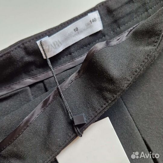 Юбка школьная 140р Zara оригинал Новая
