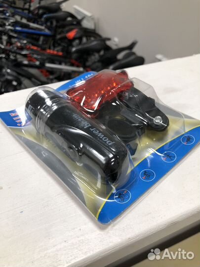 Фонарики для велосипеда передний и задний