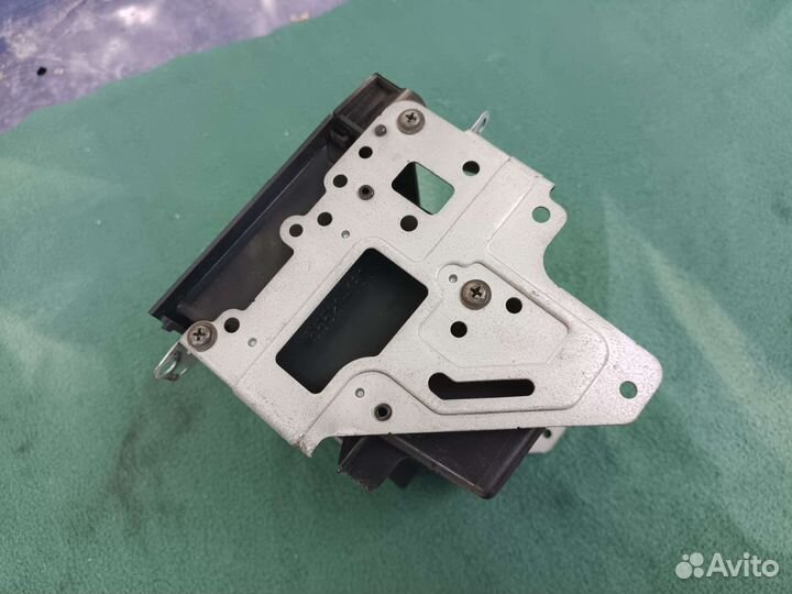 Бардачок Toyota Corolla 101L