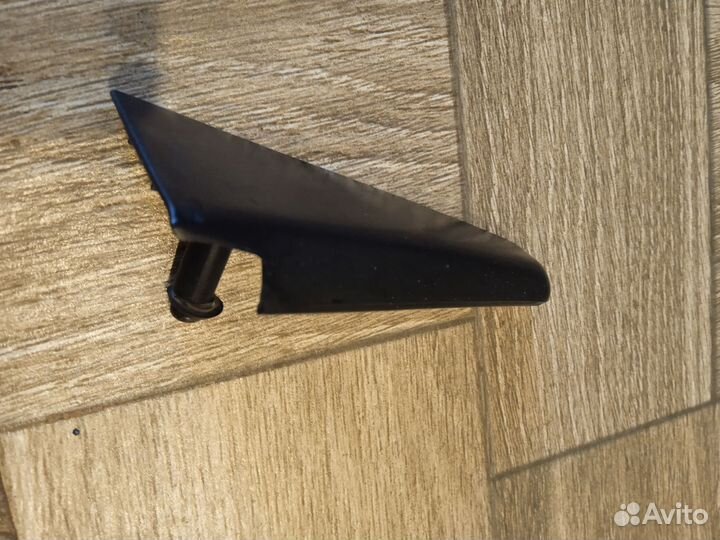 Наружная накладка задней правой двери Seat Cordoba