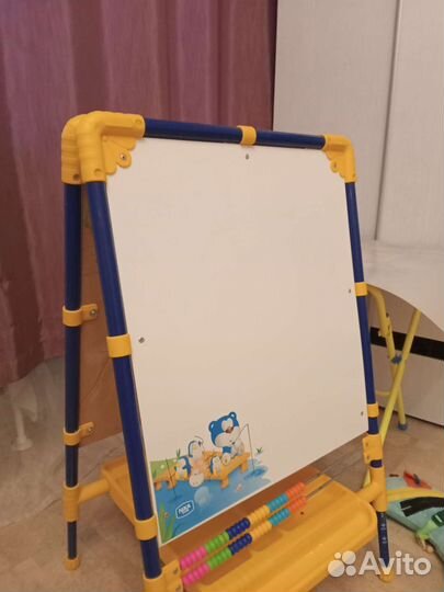 Мольберт детский двухсторонний