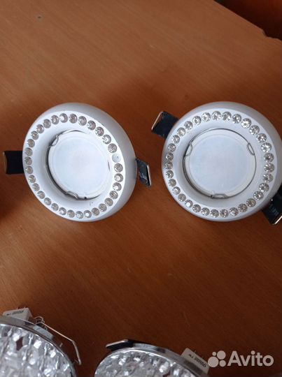 Светильник потолочный