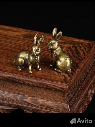 Новая миниатюрная фигурка Кролик