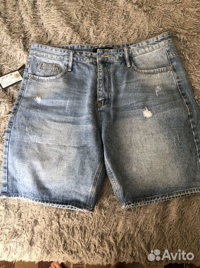 Джинсовые шорты