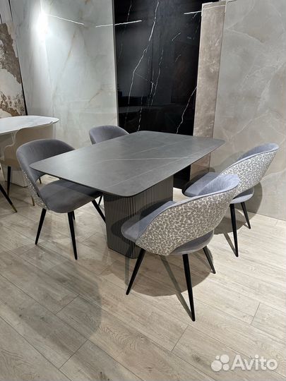 Стол из керамогранита Tuberia 1300x920мм