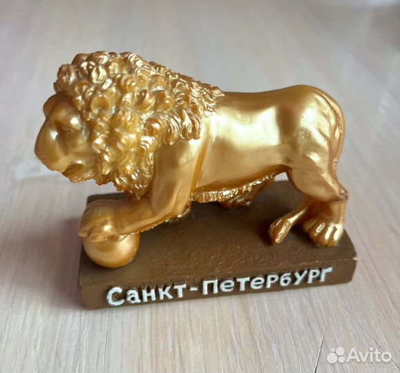 Лев фигурка статуэтка