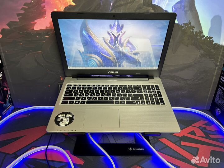 Мощный ноутбук Asus / GT 740M / 12GB озу / SSD