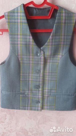 Жилетка школьная р. 128