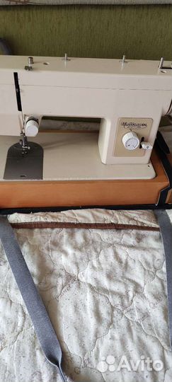 Швейная машинка чайка бу