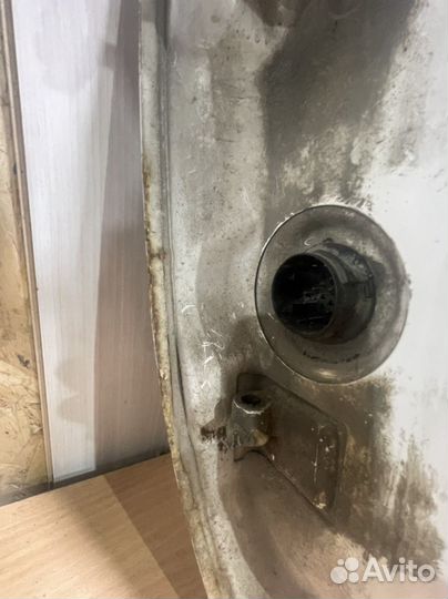 Дверь передняя правая LADA kalina