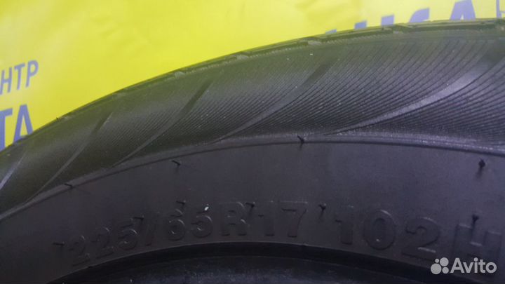 Kumho Solus KL21 235/65 R17