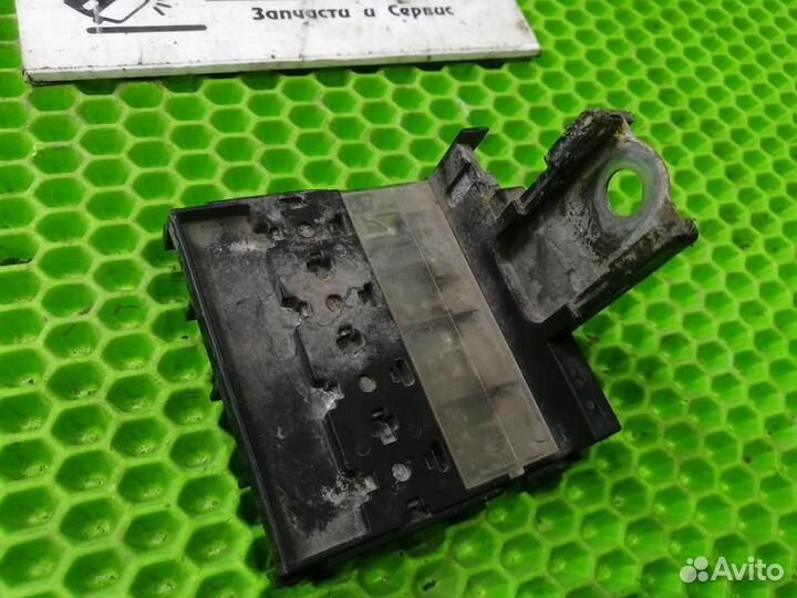 Блок предохранителей Mitsubishi Lancer X