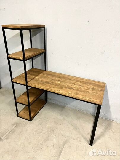 Письменный/ компьютерный стол в наличии