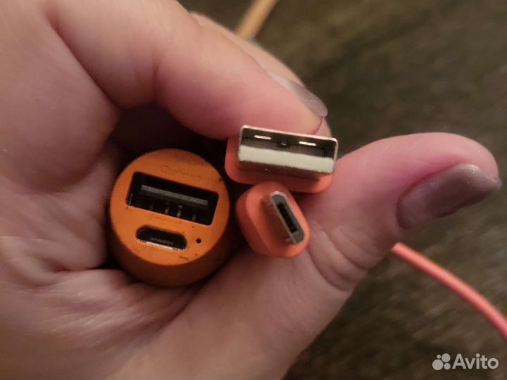 Сверхлегкий powerbank на карабине Vipe