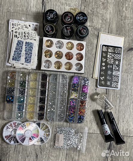 Продам все для маникюра