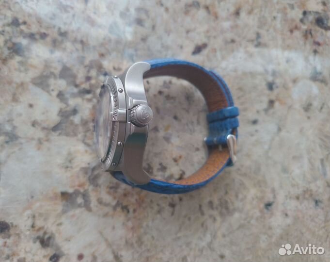 Breitling Avenger Seawolf E17370 Titanium 44 mm