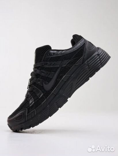 Кроссовки спортивные Nike P-6000