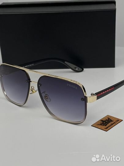 Солнцезащитные очки prada