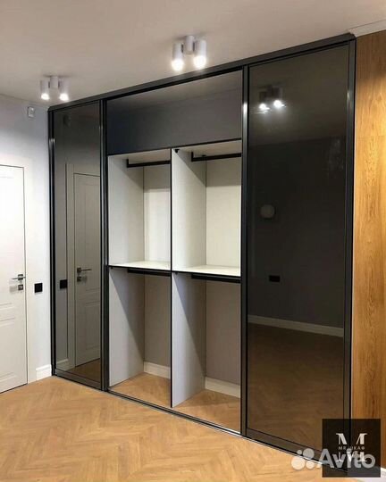 Шкаф встроенный