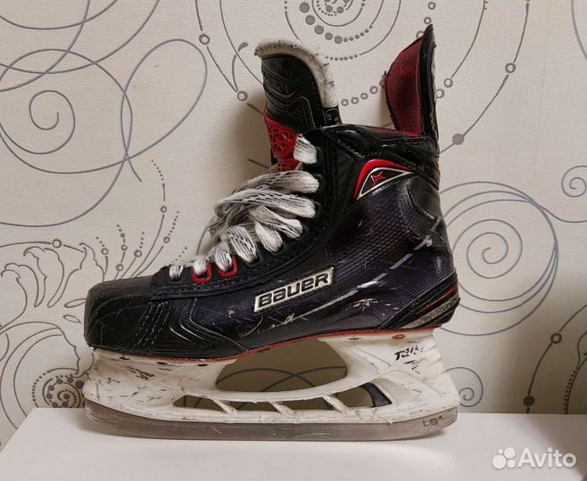 Хоккейные коньки bauer vapor 1x