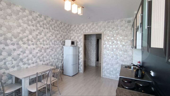 2-к. квартира, 75 м², 8/23 эт.