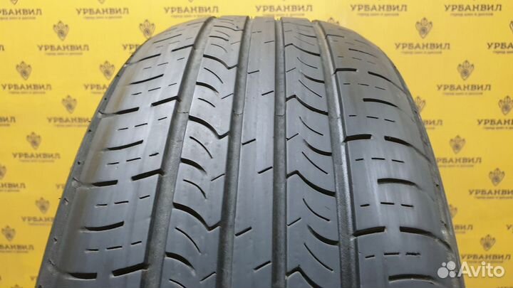 Roadstone Classe Premiere CP672 215/60 R16