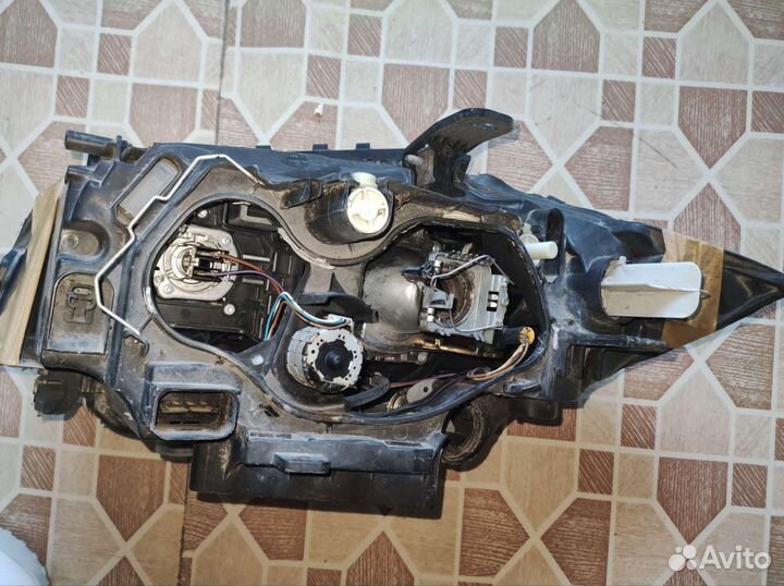 Фара передняя правая на BMW e87