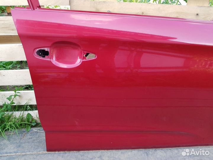 Дверь передняя правая Citroen C4 B7
