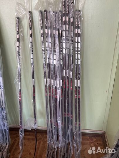 Клюшка хоккейная